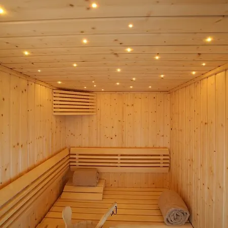 호텔 Chalet 5*
